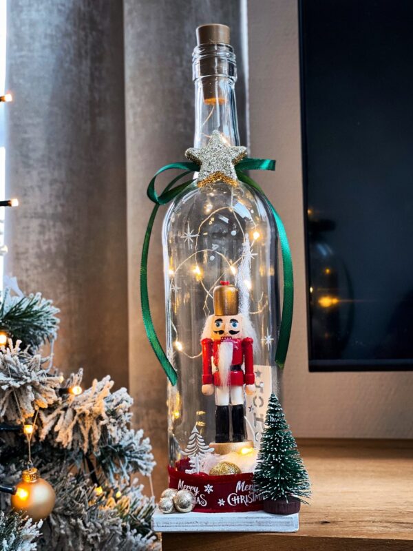 Diótörő Világító Üvegdísz 3.