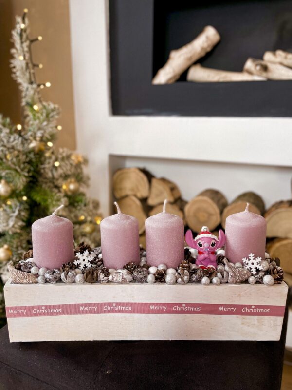 Lány Stitch Adventi Box